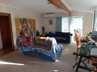 Cosy and Budget room in a vintage house located at Northshore, Auckland - Auckland - 5
