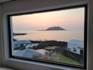 Hyupjae Hyun Stay - 1