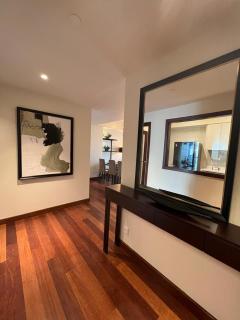 Luxury 2 Bedroom apartment at Cinnamon Life - Colombo - 5