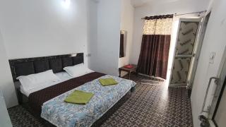 Hotel Thakur resort - Jāmb - 6