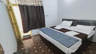 Hotel Thakur resort - Jāmb - 2
