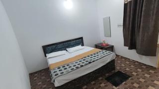 Hotel Thakur resort - Jāmb - 1