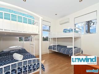 The Block Escape - Ocean Views No 6 - Victor Harbor - 2