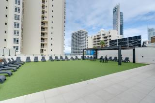 Ocean-View Studio - Walk to Cavill & Beach - Gold Coast - 6