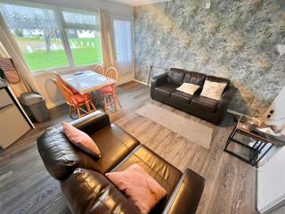 Lovely 4 Berth Chalet In Hemsby Nearby Great Yarmouth Ref 73106F - Hemsby - 7