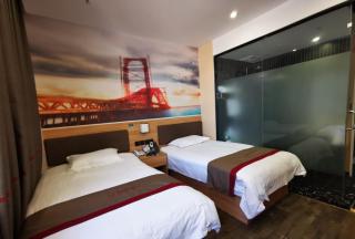 Thank Inn Hotel Anhui Fuyang Funan County Yunhe Dong Road - 1