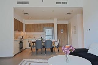 Air Homes - Stylish 2BR Near Dubai Hills Mall & Park - 4