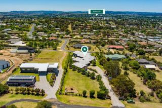 Red Lotus Guesthouse - A Grand Valley Views Escape - Mudgee - 5