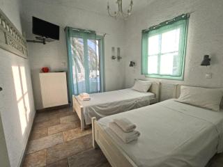 Crisio Studios - Skyros - 2