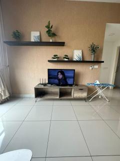 Conezion residences, ioi resort city , beside ioi city mall, opposite hospital serdang, UPM and uiteen, putrajaya - Putrajaya - 8