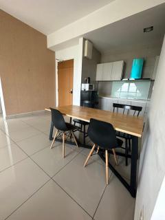 Conezion residences, ioi resort city , beside ioi city mall, opposite hospital serdang, UPM and uiteen, putrajaya - Putrajaya - 4
