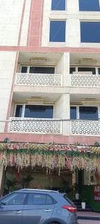 Hotel Castle Inn Near Yashobhoomi - New Delhi - 6