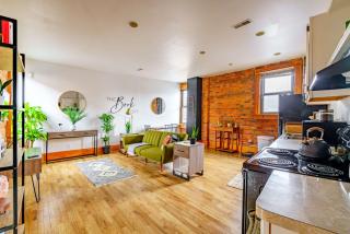 Prime Location Top Rated Clean Parking Free! - Columbus - 1
