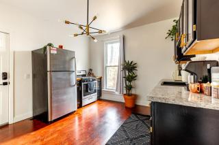 Prime Location Top Rated Clean Parking Free! - Columbus - 1