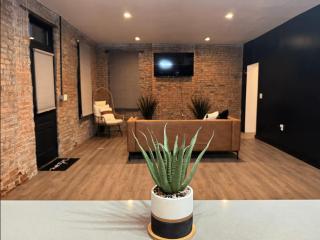 Short North Convention King Bed Free Parking!! - Columbus - 6