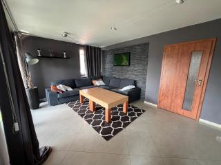 Stylish Stay Prešov, Panoramic View & parking - Prešov - 2