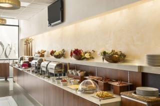 Ramada by Wyndham Oradea - Oradea - 6