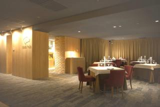 Ramada by Wyndham Oradea - 4