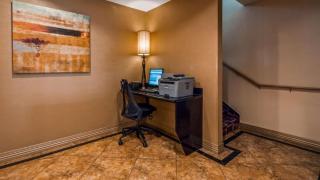 Best Western J. C. Inn - Junction City - 4