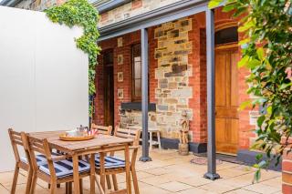Coachman's Cottage Glenelg - 0