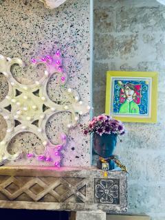 Hydria Guest House Art Gallery Dimora d artista con terrazza e vasca idromassaggio nel cuore del borgo antico Artists Home with terrace and jacuzzi in the heart of the old town - Acquaviva delle Fonti - 1