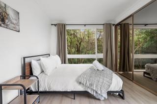 Narrow Neck Hideaway - 1