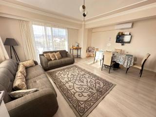Flat in the Center with Balcony and otopark in Fethiye - Fethiye - 0