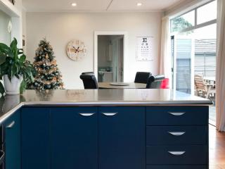The Brooklands Bungalow - charming garden cottage - New Plymouth - 4