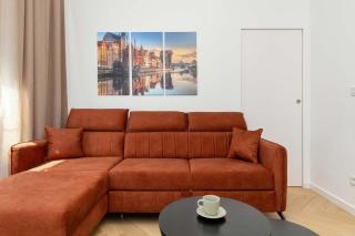 Charming Apartment on Wyspa Spichrzów by Noclegi Renters - Danzig - 3