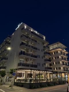Suite Hotel - Shëngjin - 9