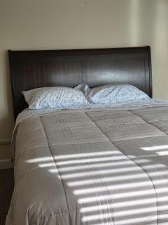Sleeps 16 under Aurora - Fairbanks - 8