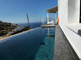 Pavezzo - Ios Chora - 0