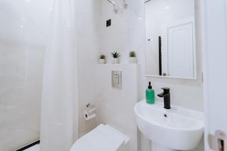 Chisinau City Center New Renovation 1BR - Chişinău - 2