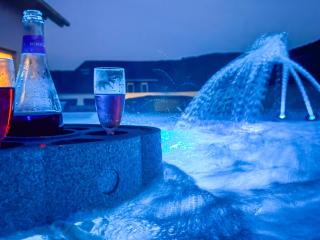 Kleeoase - Luxus Ferienwohnung - Jacuzzi - Dachterrasse - Kochinsel - Greifenstein - 5