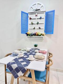 The Blue Memories Homestay with Mediterranean Style - Sungai Pelik - 1