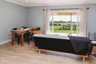 Weld Cottage - Sustainable lifestyle property - New Plymouth - 9