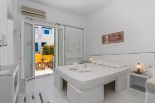 Apollon Rooms - Pollonia - 4