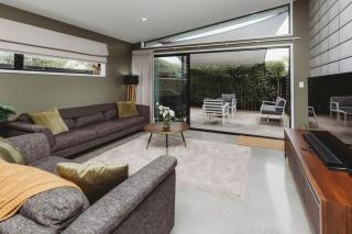 Perfect On Powderham Prime Inner City Location - New Plymouth - 8