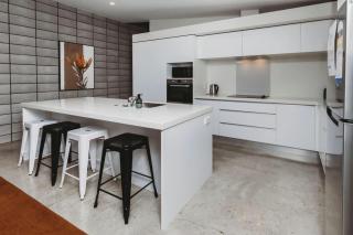 Perfect On Powderham Prime Inner City Location - New Plymouth - 4