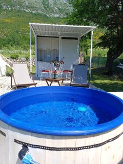Glamping Mountain Paredise, Old Town Bar 6km, WiFi - Bar - 5