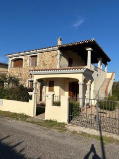 Casa Vacanze Sardegna piano terra con giardino - Posada - 0