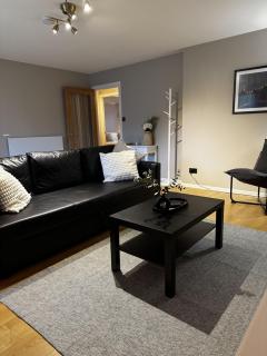 Riverside Rest - Stirling - 9