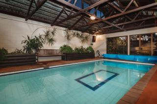 Family Fun - 4BR home with swimming pool and spa - 9