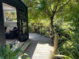 Huatoki Hideaway Peaceful Central Location - New Plymouth - 0
