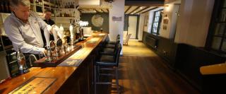 The Bear Hotel - Wantage - 1