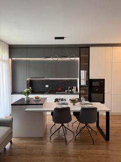 ARI Grand Black&White - 2BR with Terrace - 0