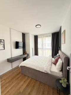 ARI Grand Black&White - 2BR with Terrace - Arad - 8