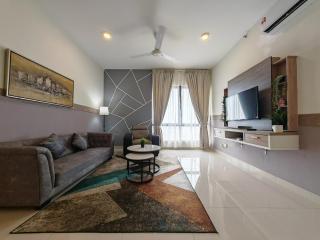 Mykey The Apple 2BR Suites Near Jonker Street - Malacca - 0
