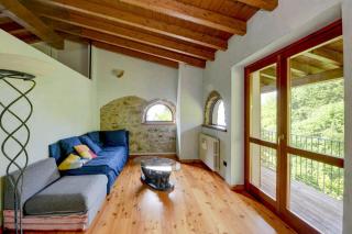 Loft panoramico a Tignale con giardino e parcheggio - Tignale - 4