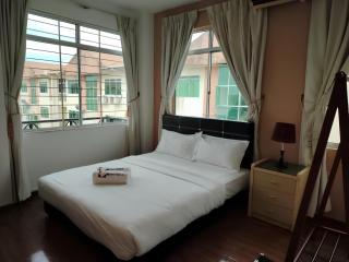 Natol Homestay - Kuching Home Penthouse Airport Road - 8